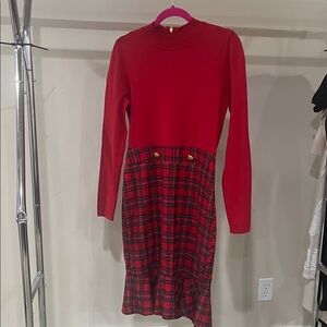 VENUS Classic Red Knitwear